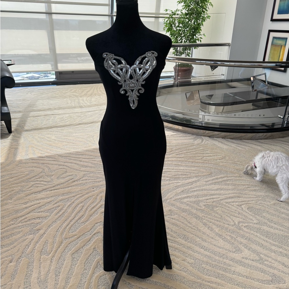 Vintage Mermaid Fit Strapless Black Evening Gown with Silver hand beads - Picture 1 of 6